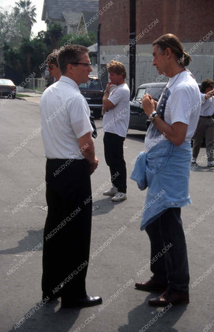 director Joel Schumacher Michael Douglas on set film Falling Down 35m-13780