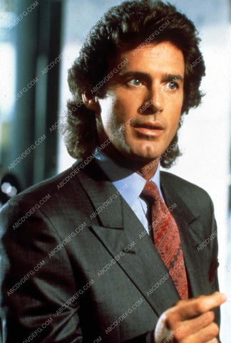 unknown actor TV Dallas 35m-13814