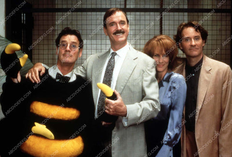 Michael Palin John Cleese Jamie Lee Curtis Kevin Kline film Fierce Creatures 35m-13965