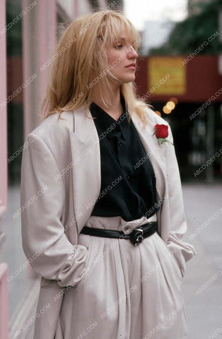 beautiful Ellen Barkin on set film Switch 35m-13995-2