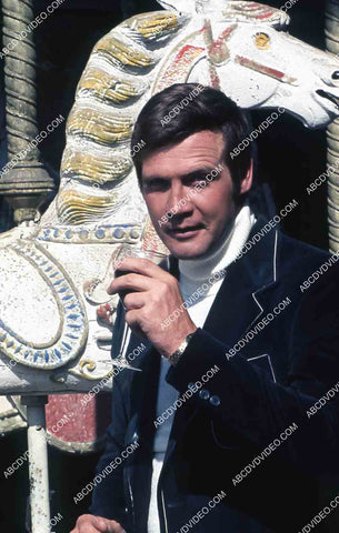 Lee Majors on a carousel horse w glass of wine TV The Six Million Dollar Man 35m-14211