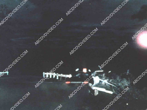 cop car chasing UFO film Close Encounters of the Third Kind 35m-14354