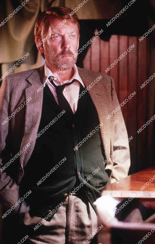 Donald Sutherland film A Dry White Season 35m-14403