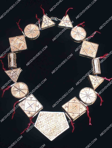 jewelry used in the film Coming to America 35m-15488