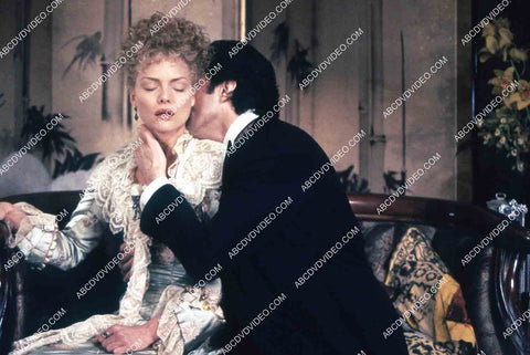 Daniel Day-Lewis Michelle Pfeiffer film The Age of Innocence 35m-15509