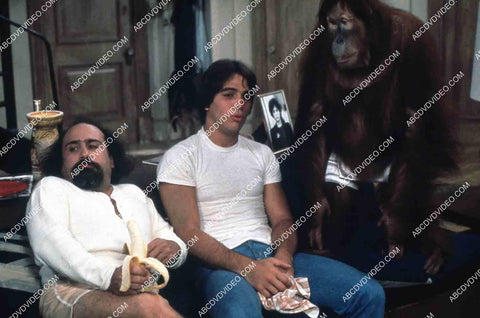 Tony Danza Danny DeVito and the Orangutan film Going Ape 35m-16206