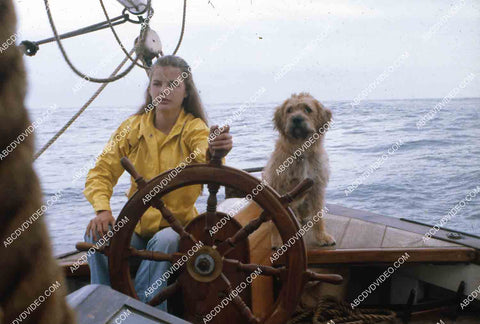 Heather Rattray and the dog film The Sea Gypsies aka Shipwreck 35m-16229
