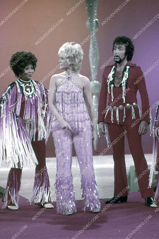 Connie Stevens and musical guests unknown TV appearance 35m-17025