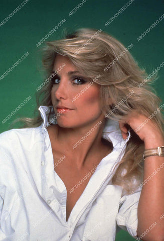 beautiful Heather Thomas portrait 35m-17118