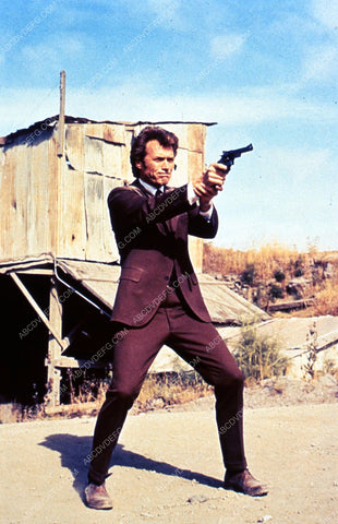 Clint Eastwood film Dirty Harry 35m-1877