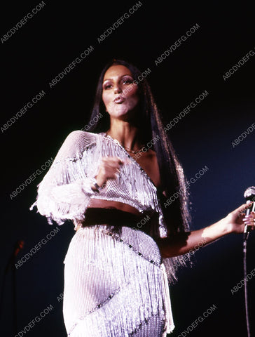 Cher groovin away on stage 35m-2097