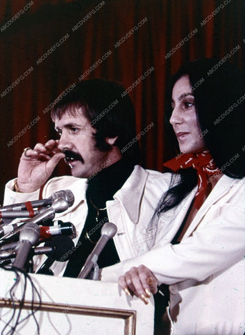 candid Cher and Sonny Bono re-united news conf 35m-2100