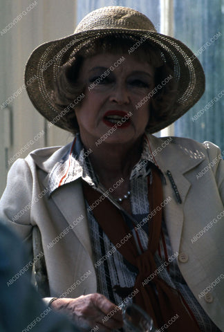 cool candid Bette Davis 35m-2753