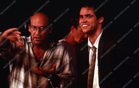 Jim Carey and director Chuck Russell film The Mask 35m-3144
