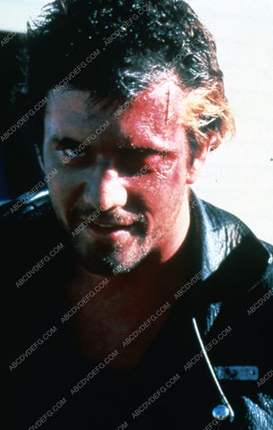 Mel Gibson classic sci-fi film The Road Warrior 35m-3160
