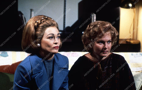 Faye Dunaway Diana Scarwid film Mommie Dearest 35m-3425