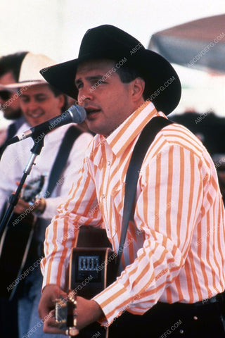 TV special This Is Garth Brooks 35m-3744