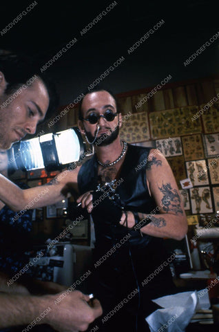 Robert Englund in tattoo parlor TV Nightmare Café 35m-3746