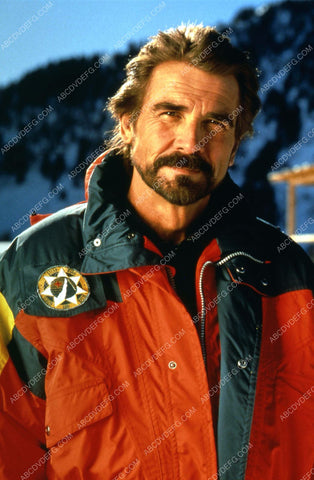 James Brolin as mountain rescue TVM Exrtreme 35m-3776