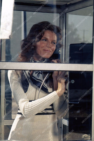 Samantha Eggar in the now extinct telephone booth 35m-3878