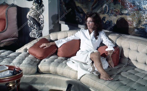 Samantha Eggar at home 35m-3880