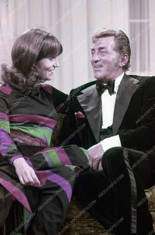 Barbara Feldon visits w Dean Martin TV The Dean Martin Show 35m-4149