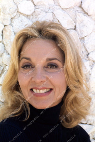 beautiful Beverly Garland portrait 35m-4326