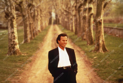 singer Julio Iglesias out in the woods photo shoot 35m-4672