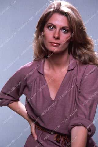 beautiful Kathryn Harrold portrait 35m-4946