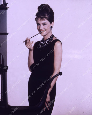 Audrey Hepburn portrait film Breakfast at Tiffany's 35m-5166