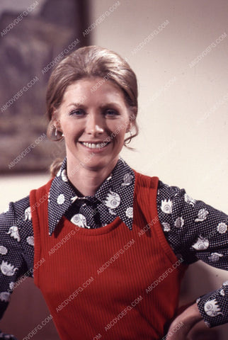 Susan Howard portrait 35m-5219
