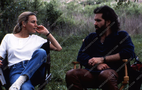 Toni Pilgreen Jason Patric in chairs on set film Rush 35m-6539