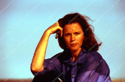 Laura Donaldson TV Flipper 35m-6606
