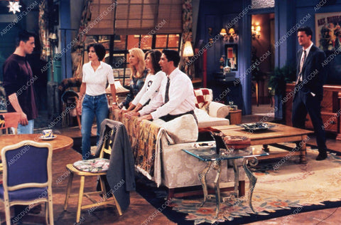 Courteney Cox Jennifer Aniston Lisa Kudrow MattLeBlanc & cast TV Friends 35m-8242