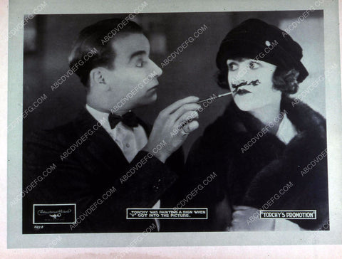 Johnny Hines paints moustache on Dorothy Mackaill silent film Torchy's Promotion 35m-8623
