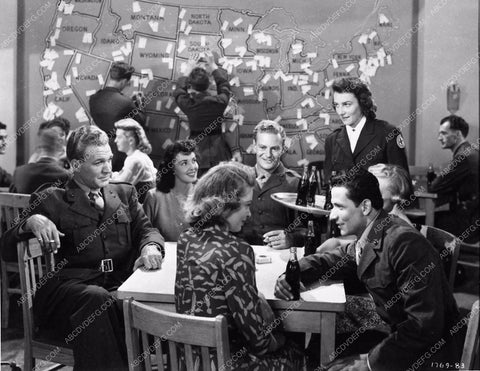 Forret Tucker Julie Bishop and cast film The Sands of Iwo Jima 3602-15