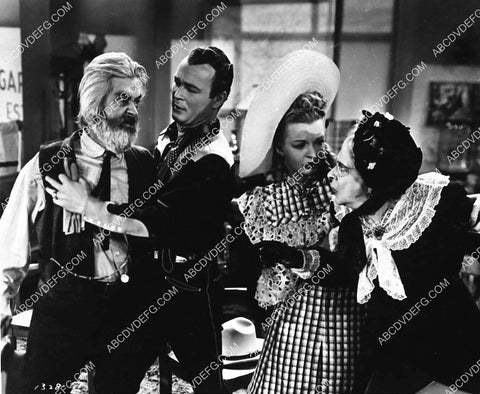 Gabby Hayes Roy Rogers Dale Evans Maude Eburne film Man from Oklahoma 3641-19