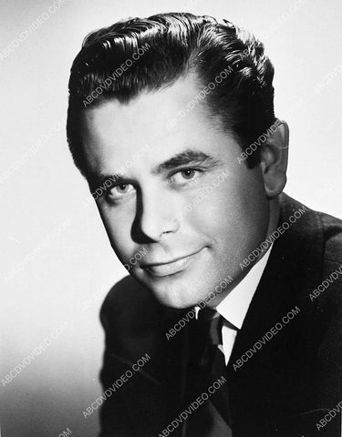 handsome Glenn Ford portrait 3698-10