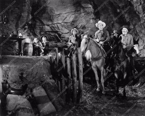 Roy Rogers Rampage on the Road 3713-04