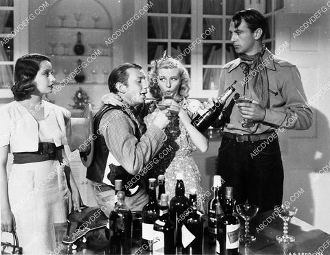 Merle Oberon Fuzzy Knight Mabel Todd Gary Cooper & a lot of hooch Cowboy & the Lady 3723-33
