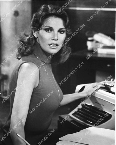 Raquel Welch film Mother, Jugs and Speed 3746-10