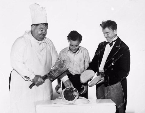 Laurel & Hardy Nothing But Trouble still -3748-04