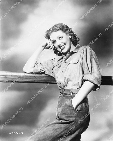 beautiful Loretta Young portrait 3797-16