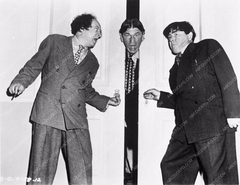 Three Stooges Moe Larry Shemp 3-D short Don't Throw That Knife 3873-35