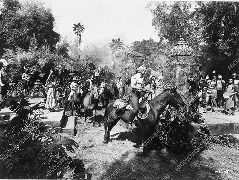 Ron Ely and cast film Doc Savage The Man of Bronze 3899-35