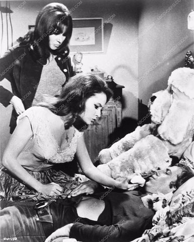 Stefanie Powers Noel Harrison Gicianna Paluzzi The Girl From Uncle 3988-29