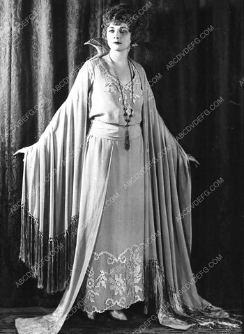 silent film star Alice Terry portrait 4103-22