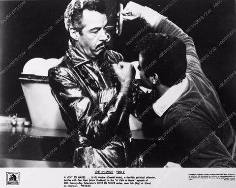 Lost In Space cast TV show 4143-32