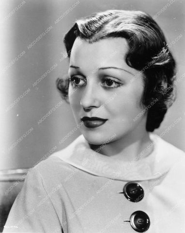 beautiful Frances Drake portrait 4463-30