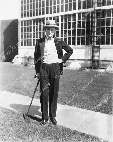 Conrad Nagel at the movie studio 4472-29